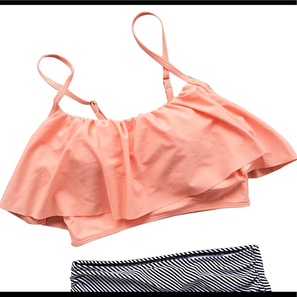 Cupshe Flounce Bikini Top